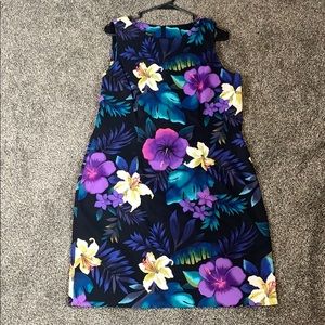 ⭐️2/$18⭐️ Hibiscus Flower Dress